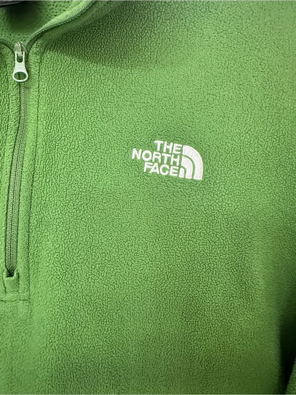 The North Face Men's Green Half-Zip Fleece Pullover